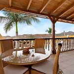 Villa Christisay San Bartolomé