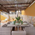 Villa Christisay San Bartolomé